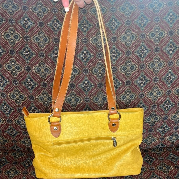 VALENTINA MADE IN ITALY GENTLY LOVED Yellow Leather Tan Tote Shoulder Bag ✨💛 - Picture 6 of 12